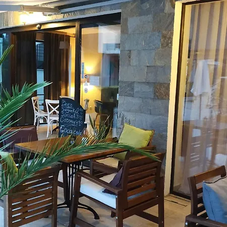 Seaside Garden With 2 Bedroom For Up To 5 Pax