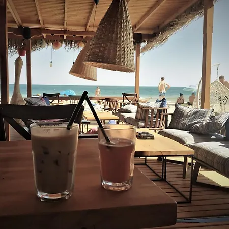 Seaside Garden With 2 Bedroom For Up To 5 Pax 아파트