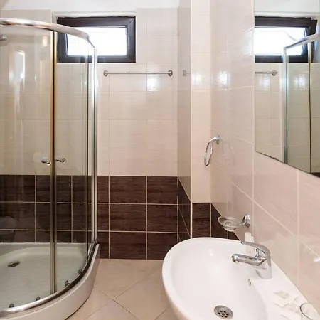 Seaside Garden With 2 Bedroom For Up To 5 Pax 아파트 *