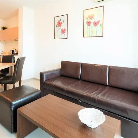 Seaside Garden With 2 Bedroom For Up To 5 Pax Apartament Sunny Beach