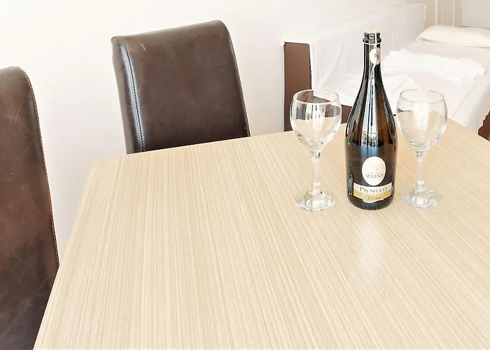 Seaside Garden With 2 Bedroom For Up To 5 Pax Apartment *