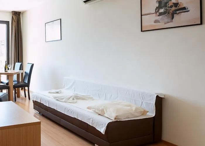 Apartment Seaside Garden With 2 Bedroom For Up To 5 Pax *