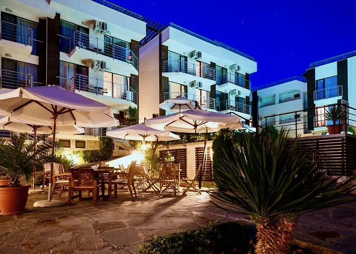 Seaside Garden With 2 Bedroom For Up To 5 Pax