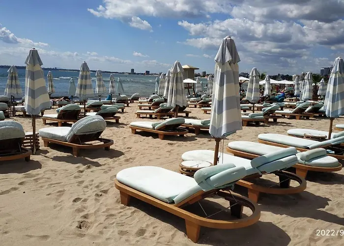 Seaside Garden With 2 Bedroom For Up To 5 Pax * Slantschew brjag